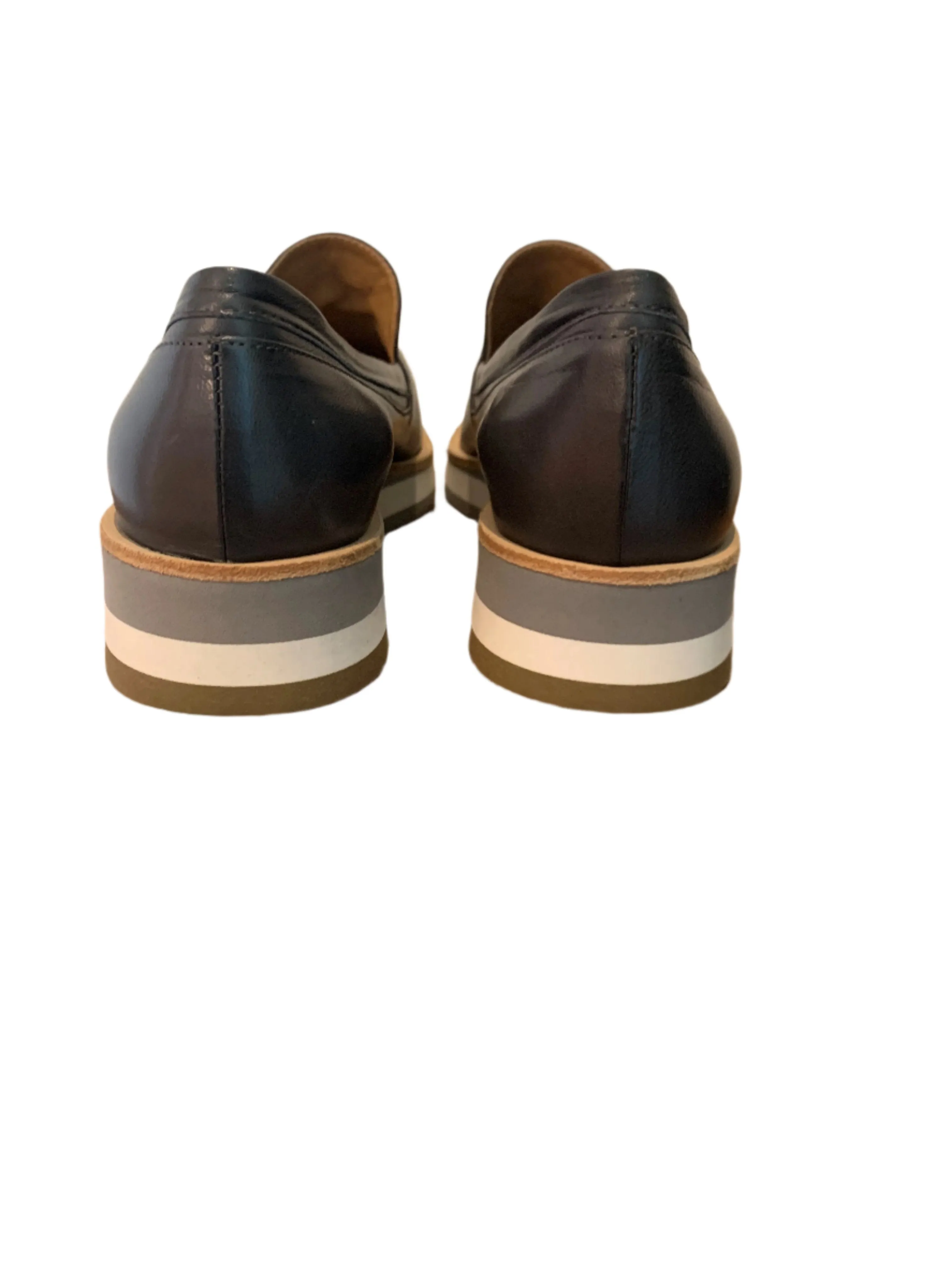 Lisa Pointed Toe Loafer | Grey