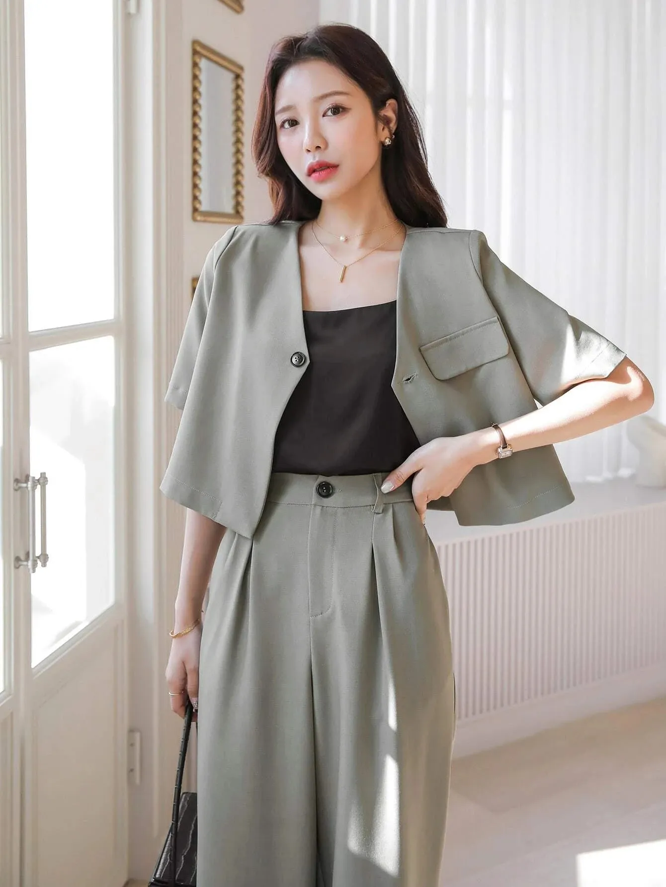 SHEIN DAZY Solid Flap Detail Single Button Top & Wide Leg Pants